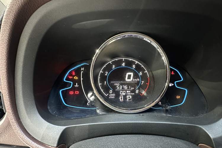Used Venucia M50V 2017 1.6L XL CVT Luxury Edition Odometer Close Up