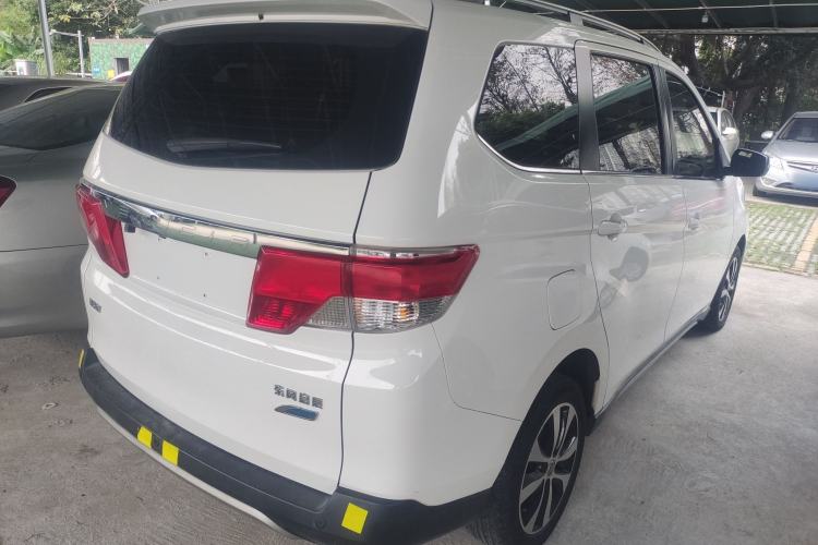 Used Venucia M50V 2017 1.6L XL CVT Luxury Edition Rear Right 45 Deg