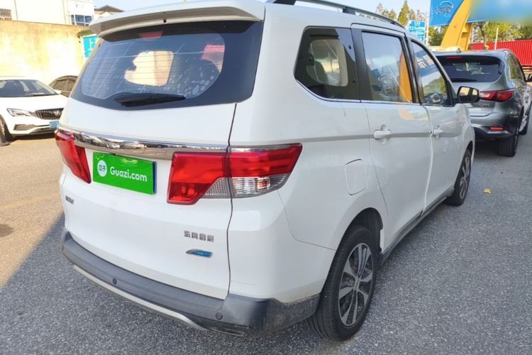 Used Venucia M50V 2017 1.6L XL CVT Luxury Edition Rear Right 45 Deg