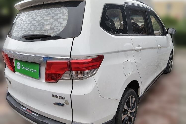 Used Venucia M50V 2017 1.6L XL CVT Luxury Edition Rear Right 45 Deg