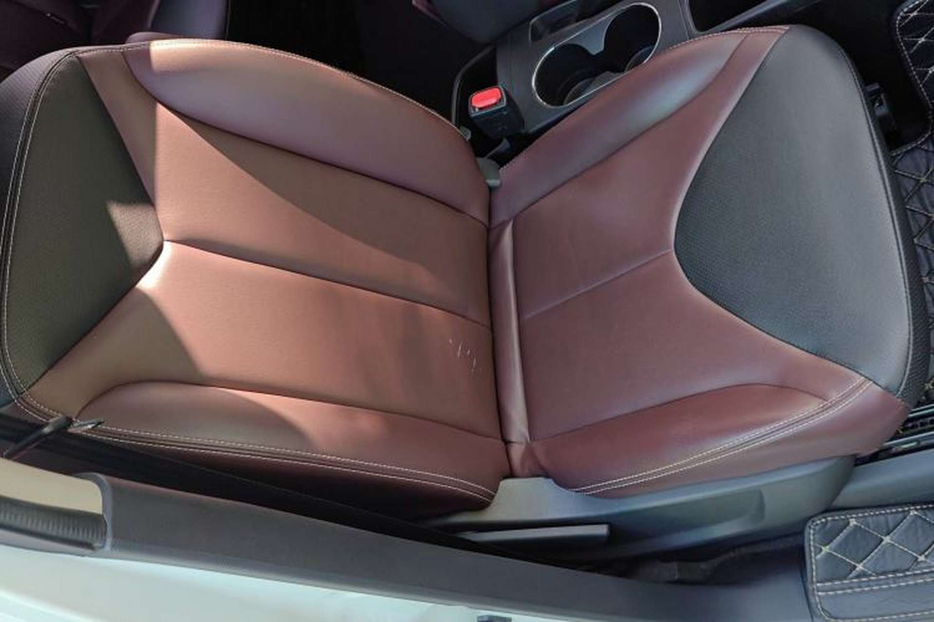 Used Venucia M50V 2017 1.6L XL CVT Luxury Edition Right Front Seat