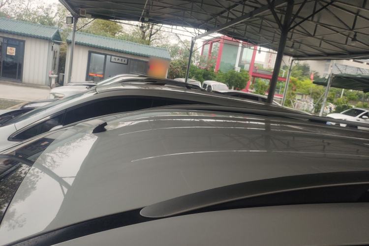 Used Venucia M50V 2017 1.6L XL CVT Luxury Edition Roof