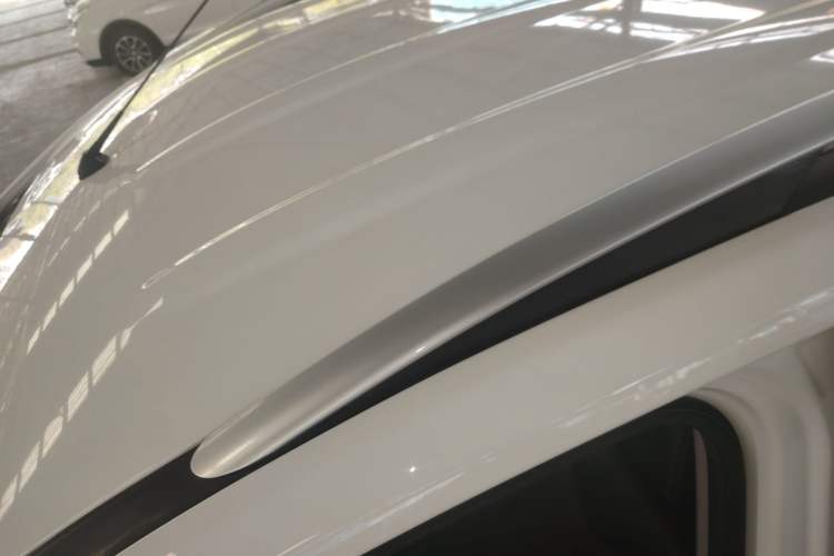 Used Venucia M50V 2017 1.6L XL CVT Luxury Edition Roof