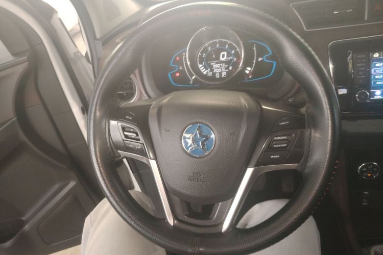Used Venucia M50V 2017 1.6L XL CVT Luxury Edition Steering Wheel