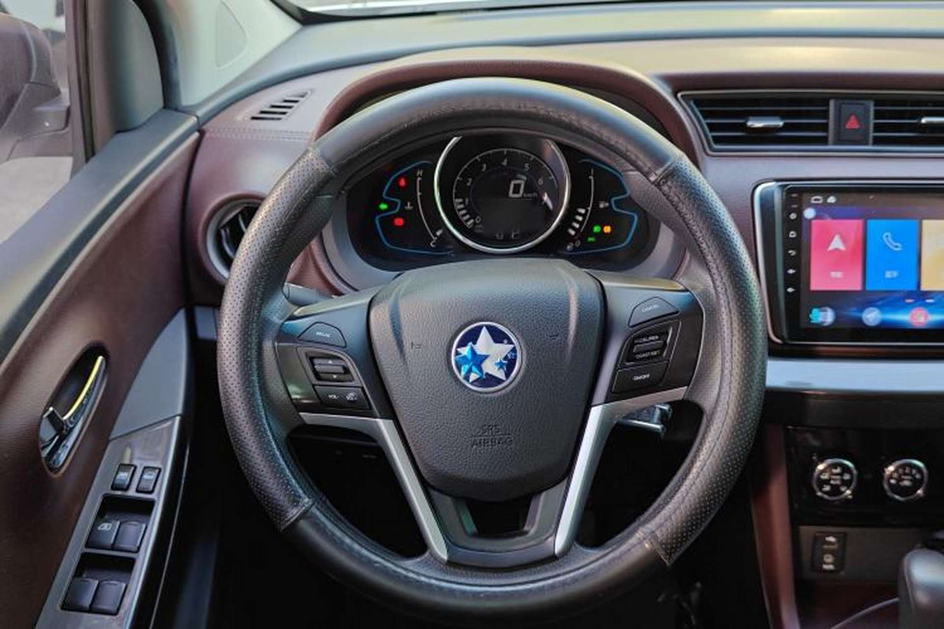 Used Venucia M50V 2017 1.6L XL CVT Luxury Edition Steering Wheel