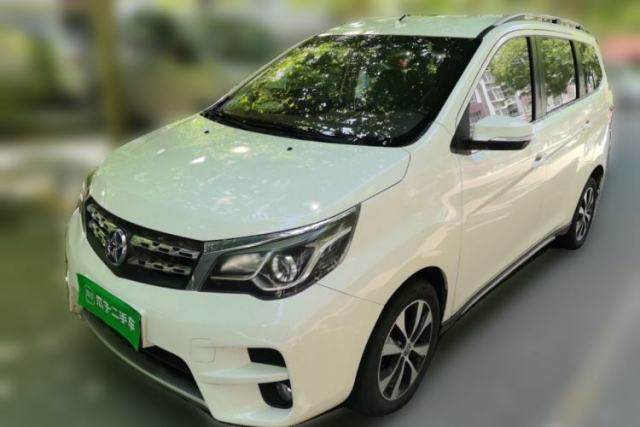 Used Venucia M50V 2017 1.6L XL CVT Luxury Edition