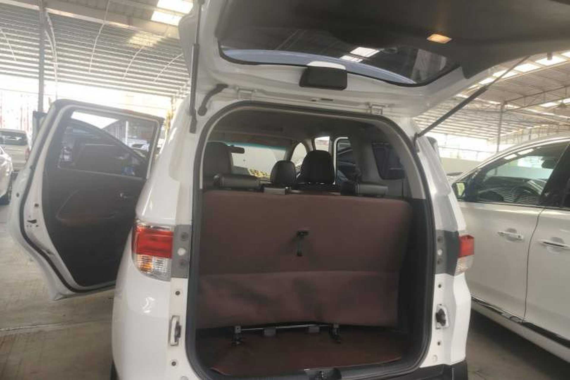 Used Venucia M50V 2017 1.6L XL CVT Luxury Edition Trunk
