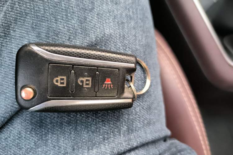 Used Venucia M50V 2017 1.5L XL Manual Comfort Edition Vehicle Key