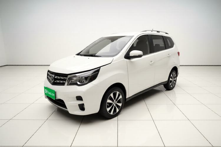 Used Venucia M50V 2017 1.5L XL Manual Comfort Edition Guazi used car, China used car export, Used car for sale, Used cars, Cheapest cars for sale