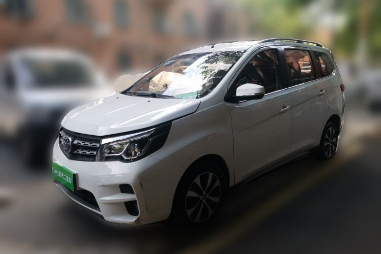 Used Venucia M50V 2017 1.5L XL Manual Comfort Edition Guazi used car, China used car export, Used car for sale, Used  cars, Cheapest cars for sale