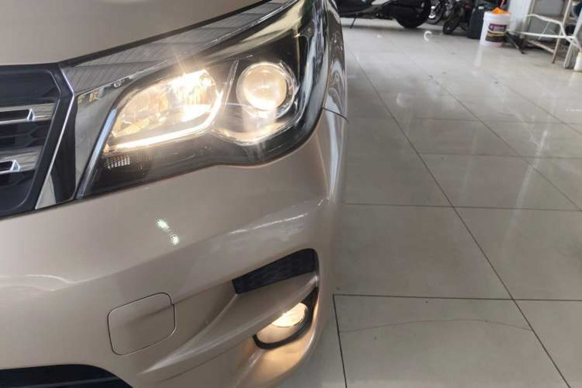 Used Venucia M50V 2017 1.6L XL CVT Luxury Edition Left Front Headlight
