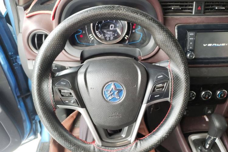 Used Venucia M50V 2019 1.6L CVT Luxury Edition Steering Wheel