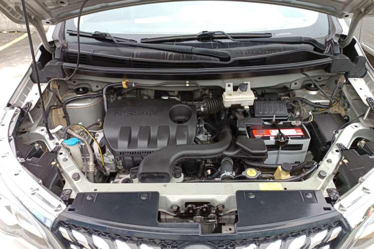 Used Venucia M50V 2019 1.6L CVT Luxury Edition Engine Bay