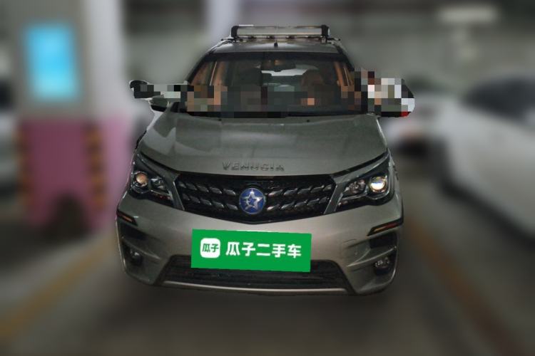 Used Venucia M50V 2019 1.6L CVT Luxury Edition Front