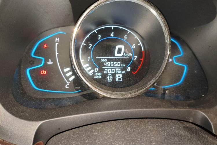 Used Venucia M50V 2019 1.6L CVT Luxury Edition Odometer Close Up