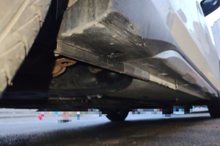 Used Venucia M50V 2019 1.6L CVT Luxury Edition Chassis Rear Right