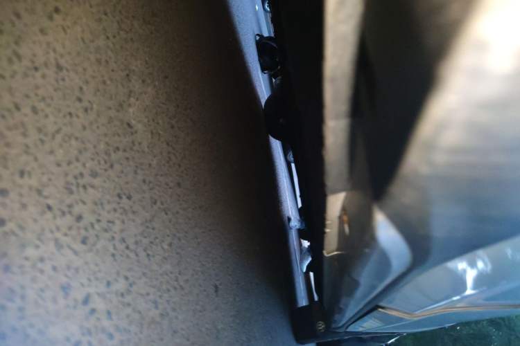 Used Venucia M50V 2019 1.5L Manual Comfort Edition Chassis Rear Right