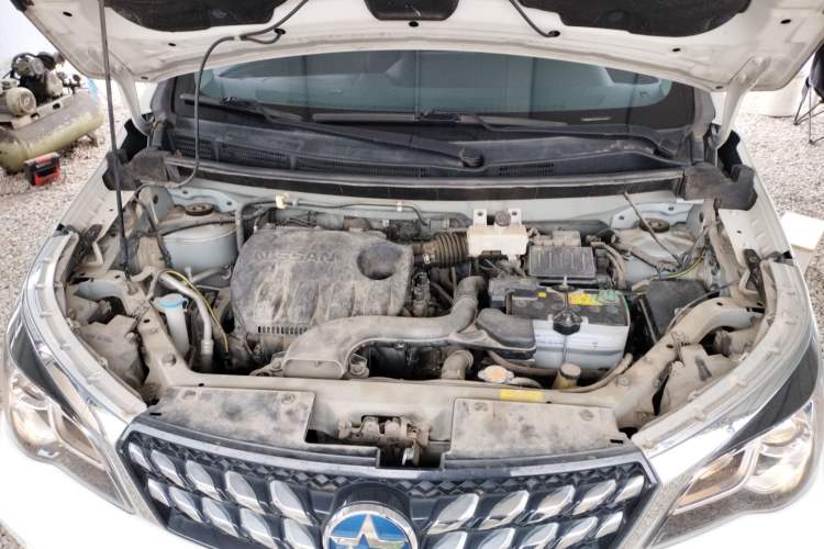 Used Venucia M50V 2019 1.6L CVT Luxury Edition Engine Bay