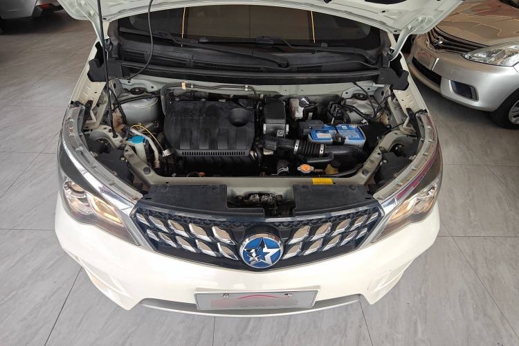 Used Venucia M50V 2019 1.5L Manual Comfort Edition Engine Bay