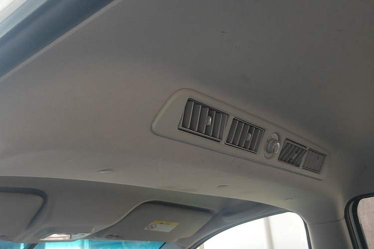 Used Venucia M50V 2019 1.5L Manual Comfort Edition Headliner