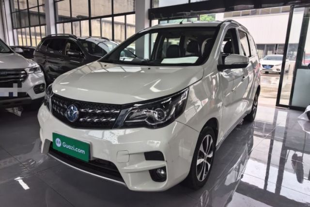 Used Venucia M50V 2019 1.5L Manual Comfort Edition