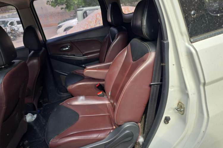 Used Venucia M50V 2019 1.5L Manual Comfort Edition Left Rear Seat