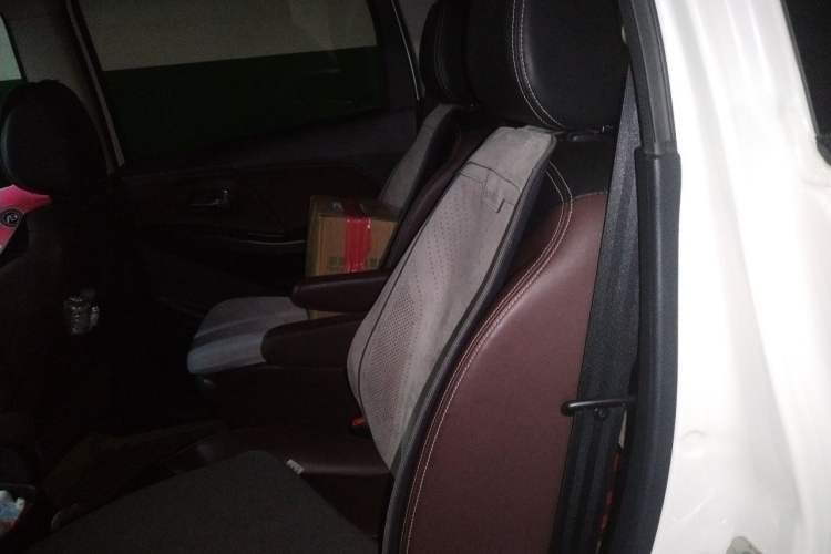 Used Venucia M50V 2019 1.6L CVT Luxury Edition Left Rear Seat