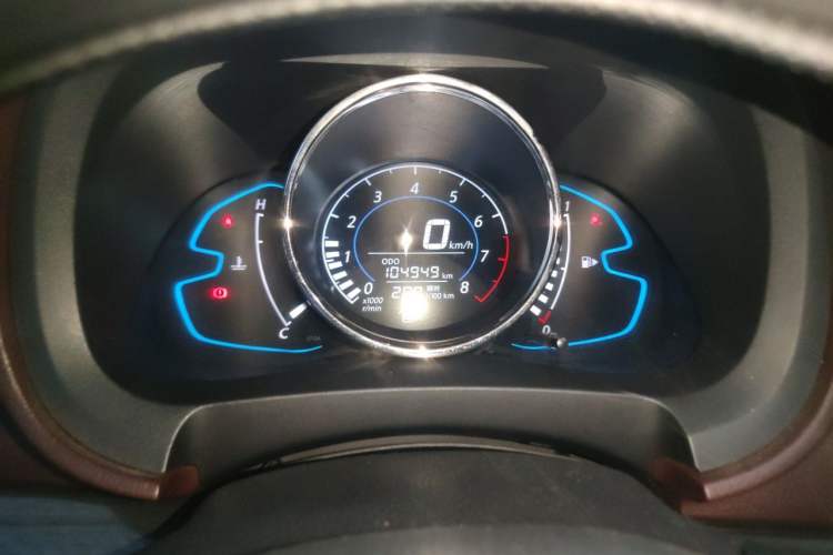 Used Venucia M50V 2019 1.5L Manual Comfort Edition Odometer Close Up