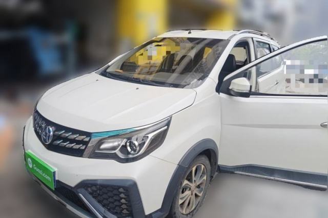 Used Venucia M50V 2019 1.6L CVT Ultimate Edition