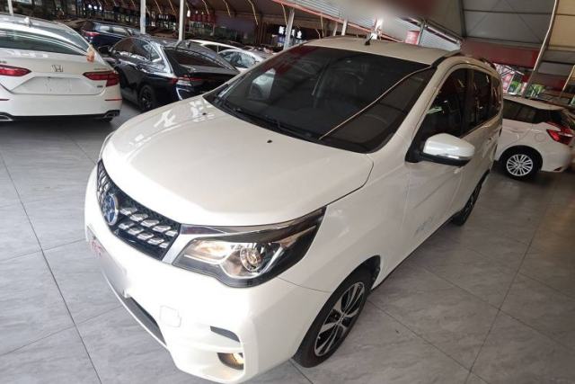 Used Venucia M50V 2019 1.5L Manual Comfort Edition