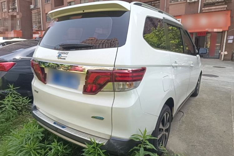 Used Venucia M50V 2019 1.6L CVT Luxury Edition Rear Right 45 Deg