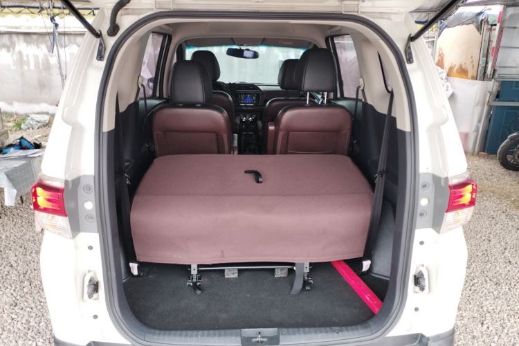 Used Venucia M50V 2019 1.6L CVT Luxury Edition Trunk