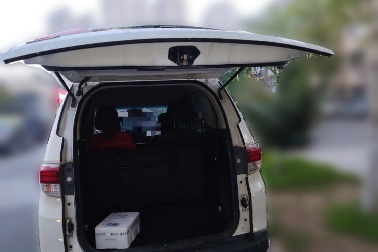 Used Venucia M50V 2019 1.6L CVT Luxury Edition Trunk