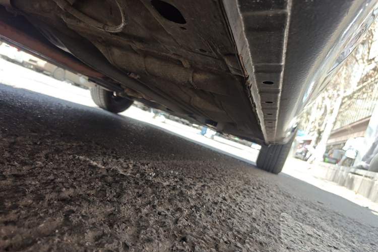 Used Venucia R30 2014 1.2L Manual Enjoyment Edition Chassis Rear Right