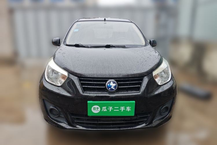Used Venucia R30 2014 1.2L Manual Comfort Edition Front