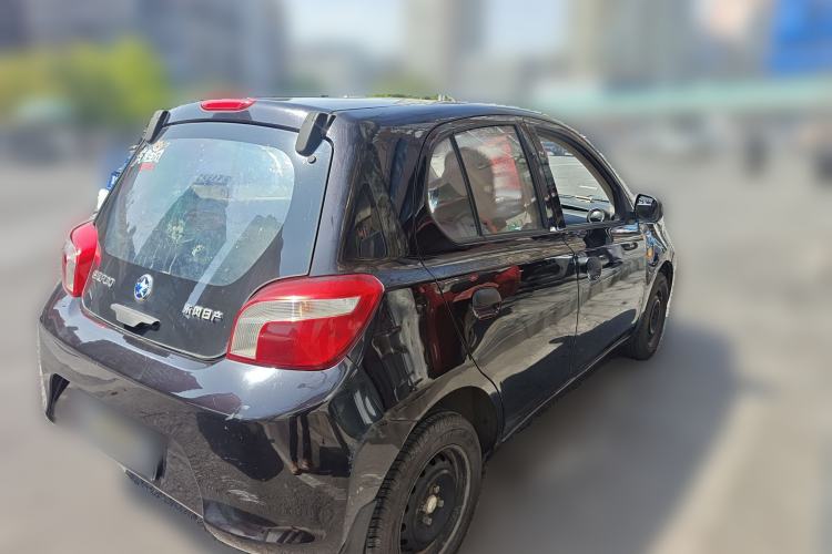 Used Venucia R30 2014 1.2L Manual Enjoyment Edition Rear Right 45 Deg