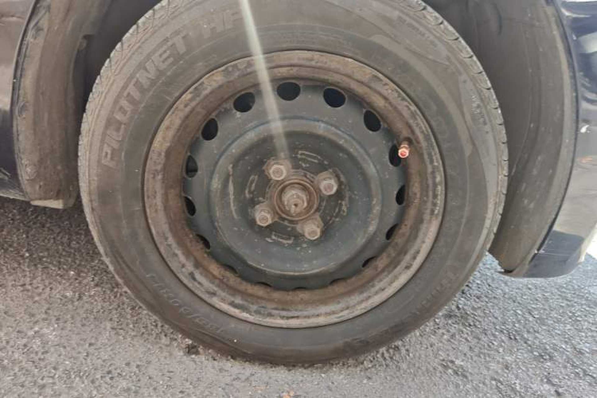 Used Venucia R30 2014 1.2L Manual Enjoyment Edition Right Front Wheel Hub