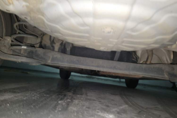 Used Venucia R30 2014 1.2L Manual Enjoyment Edition Chassis Rear