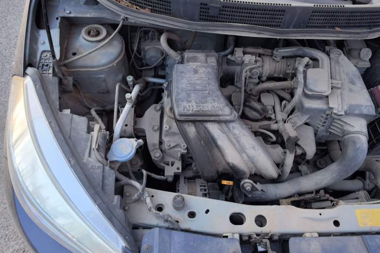 Used Venucia R30 2014 1.2L Manual Enjoyment Edition Engine Bay Right