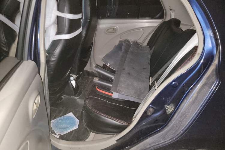 Used Venucia R30 2014 1.2L Manual Enjoyment Edition Left Rear Seat