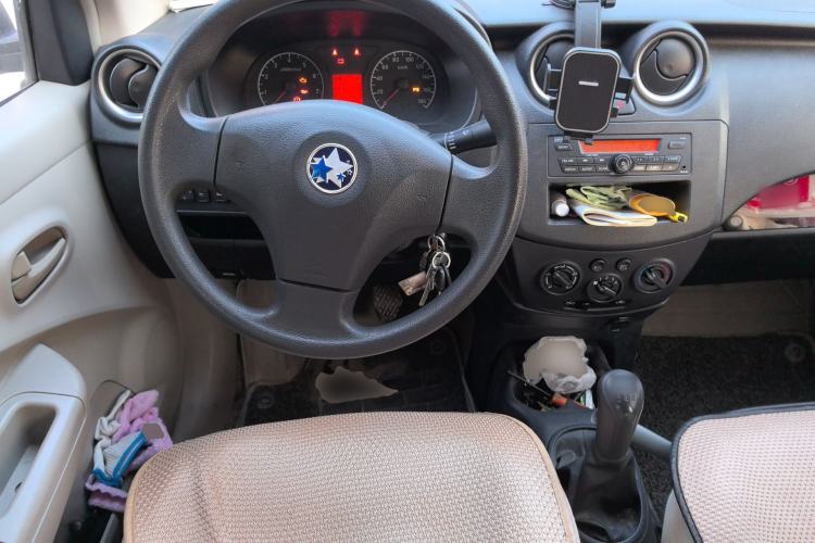 Used Venucia R30 2014 1.2L Manual Enjoyment Edition Steering Wheel