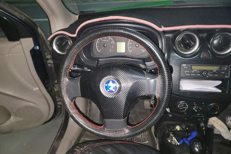 Used Venucia R30 2014 1.2L Manual Enjoyment Edition Steering Wheel
