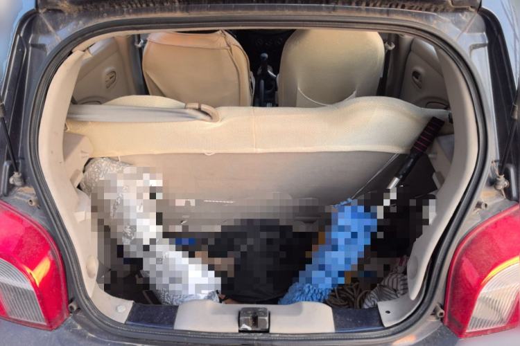 Used Venucia R30 2014 1.2L Manual Enjoyment Edition Trunk