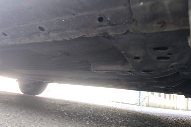 Used Venucia R30 2014 1.2L Manual Enjoyment Edition Chassis Front Right