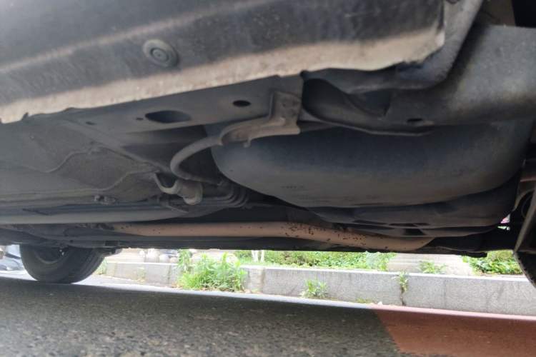 Used Venucia R30 2014 1.2L Manual Enjoyment Edition Chassis Rear Left