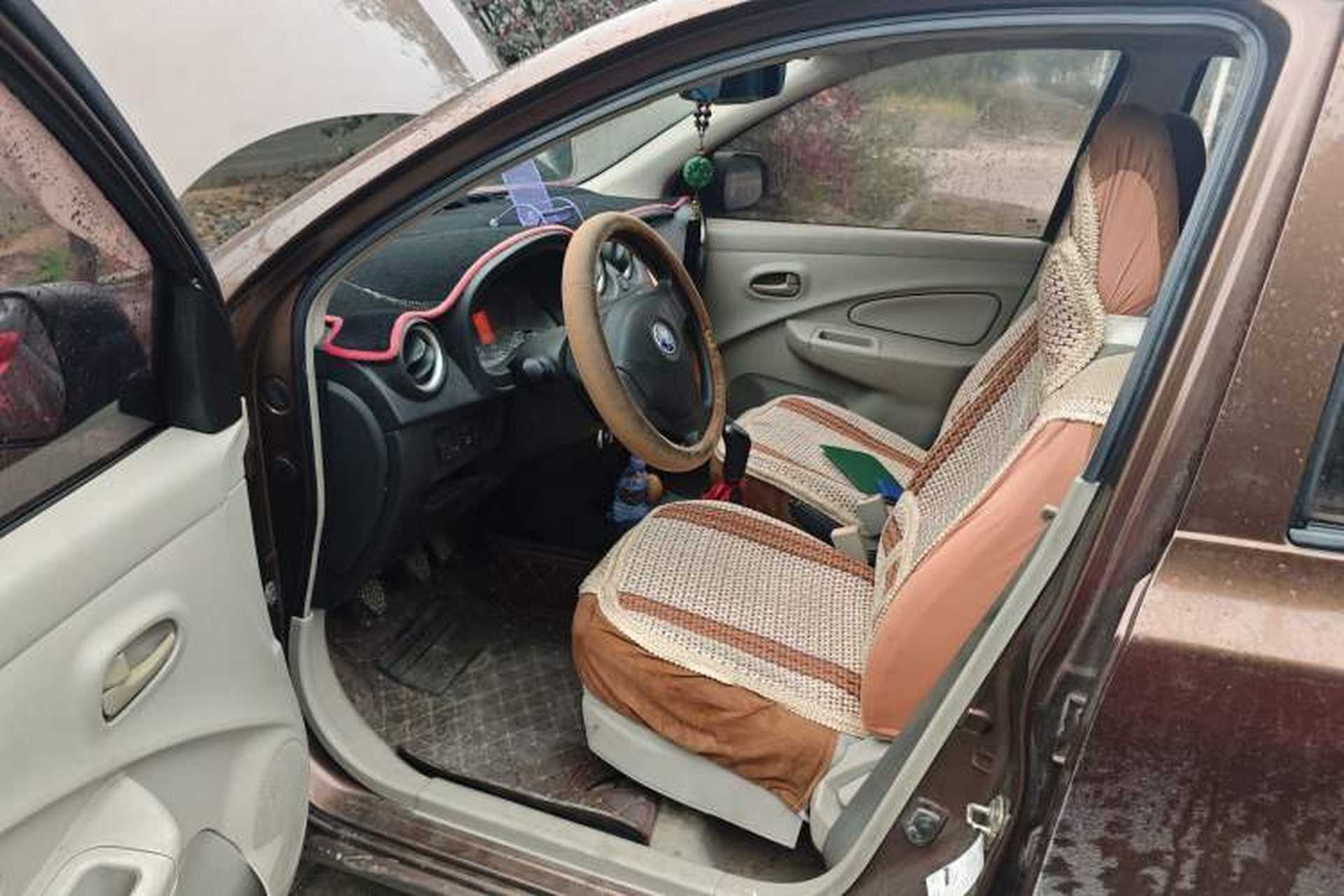 Used Venucia R30 2014 1.2L Manual Enjoyment Edition Driver Seat