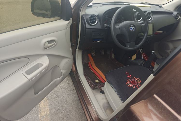 Used Venucia R30 2014 1.2L Manual Comfort Edition Driver Seat
