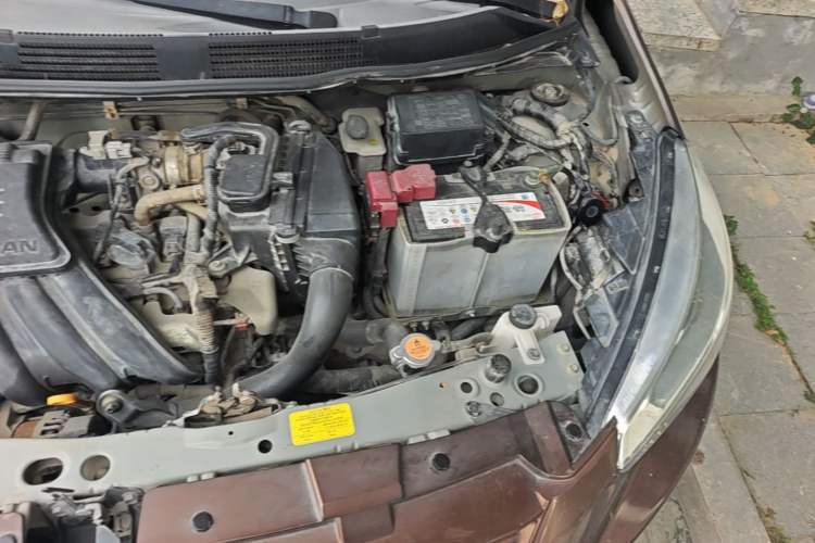 Used Venucia R30 2014 1.2L Manual Enjoyment Edition Engine Bay Left