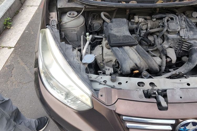 Used Venucia R30 2014 1.2L Manual Enjoyment Edition Engine Bay Right