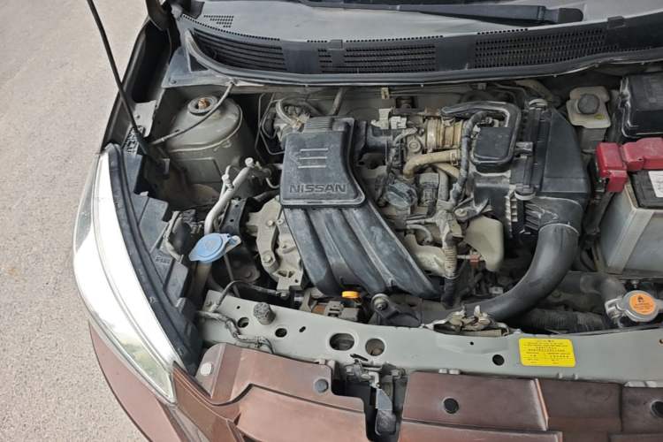 Used Venucia R30 2014 1.2L Manual Enjoyment Edition Engine Bay Right